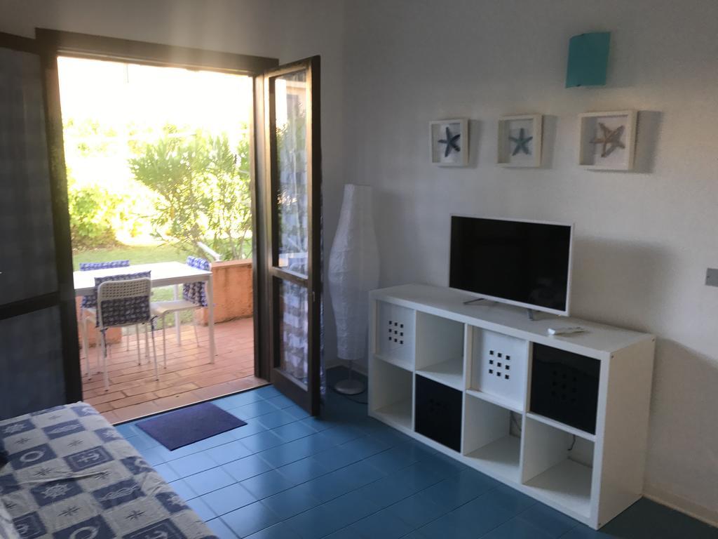 Bilocali Residenza Mediterranea Cannigione Exterior foto