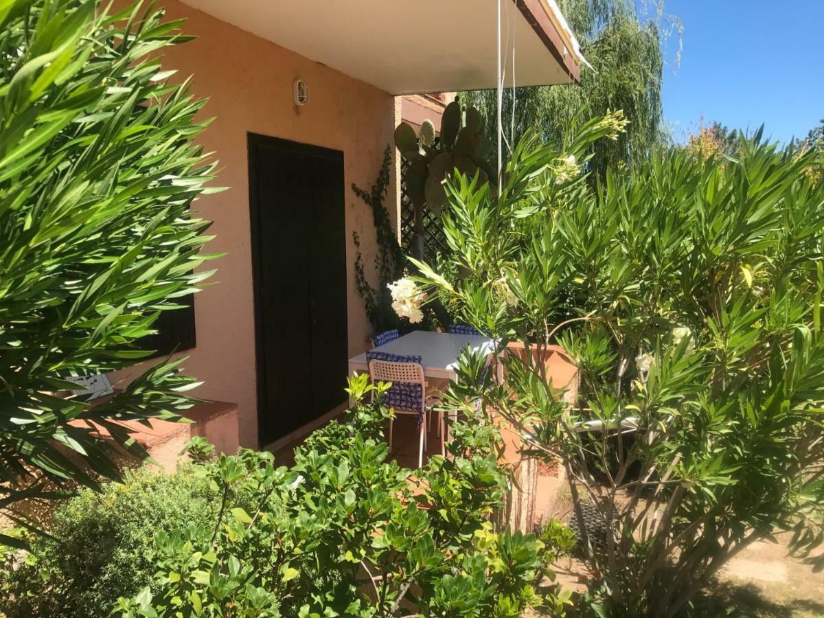 Bilocali Residenza Mediterranea Cannigione Exterior foto