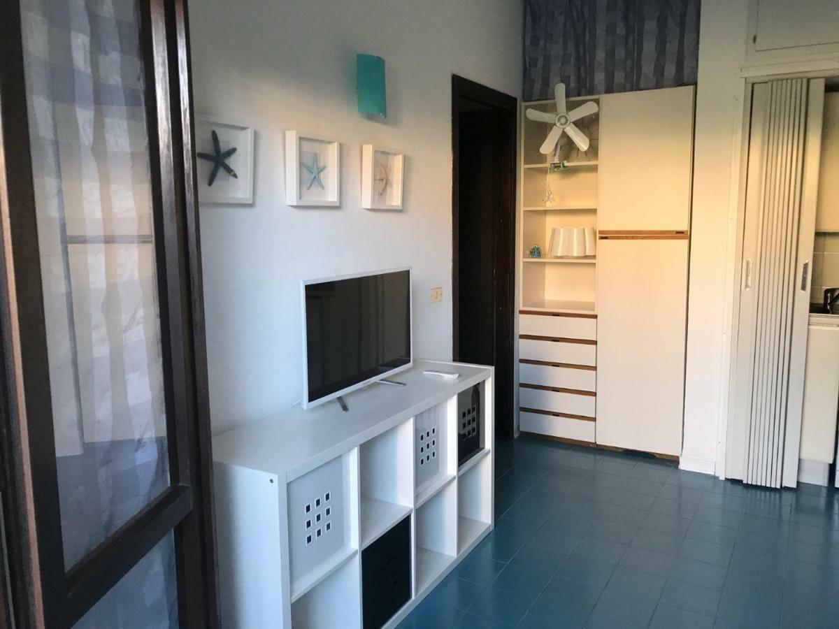 Bilocali Residenza Mediterranea Cannigione Exterior foto