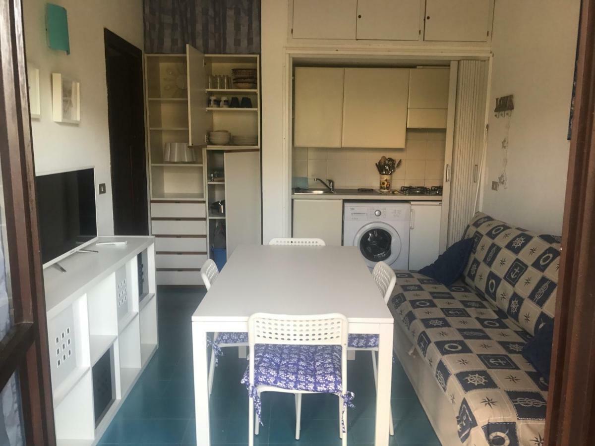 Bilocali Residenza Mediterranea Cannigione Exterior foto